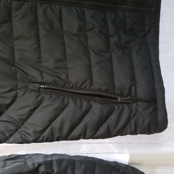 COLUMBIA black puffer - Make me an offer! All reasonable offers considerered! - Picture 3 of 7